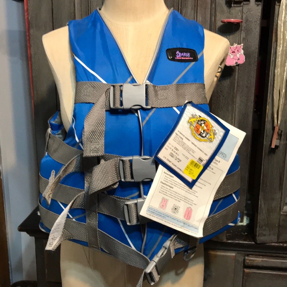 Stearns Never Worn  X-Large Life Vest